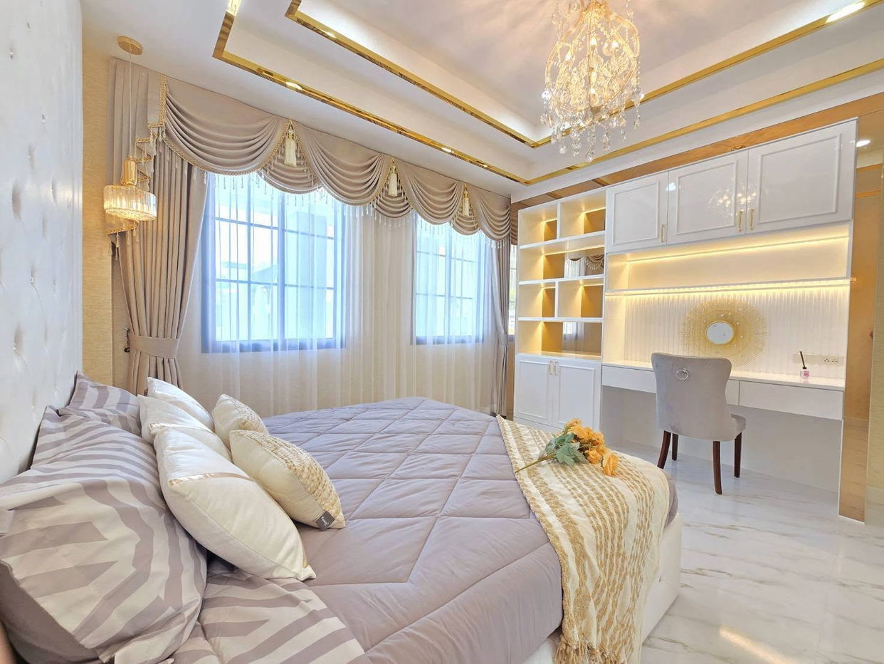 picture 4 Bedrooms House for Sale in Mabprachan - 7/17