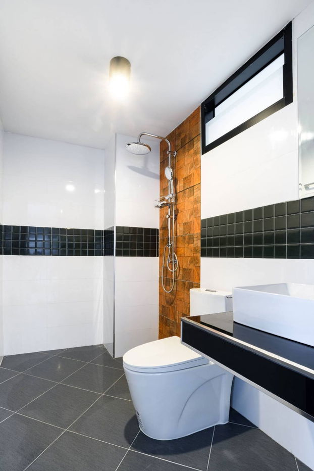 picture Modern 2-Storey House for Sale 3 Bedrooms in Sattahip - 16/16