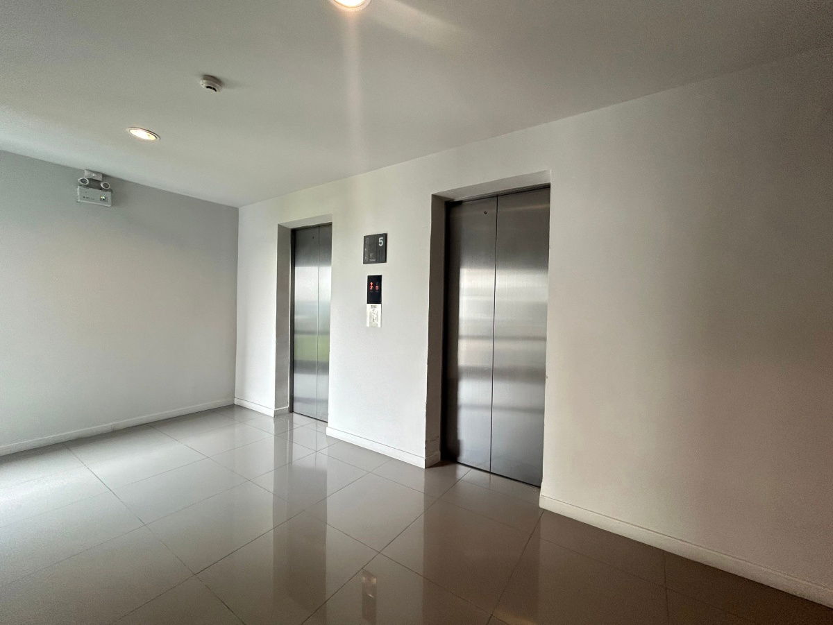 รูป JK2 5583904  :  ยูนิโอ รามคำแหง-เสรีไทย - รูปที่ 6/13