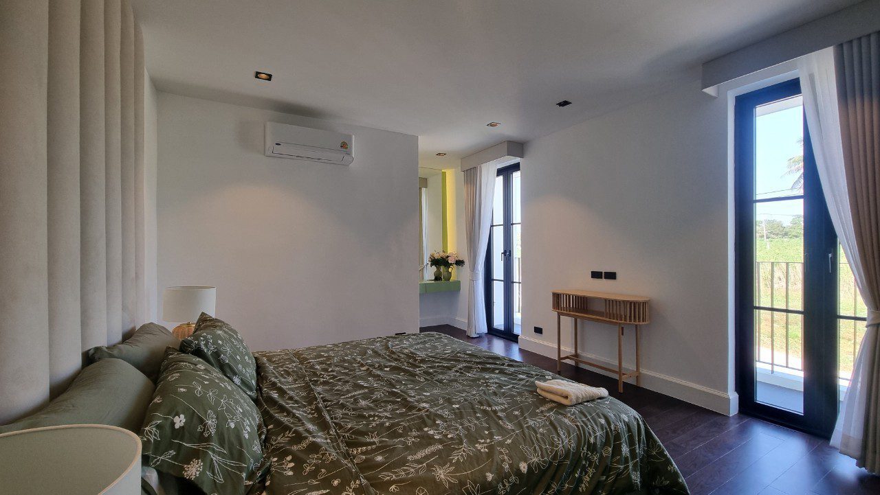 รูป ให้เช่าพูลวิลล่า 5 ห้องนอน ในมาบประชัน - รูปที่ 11/25