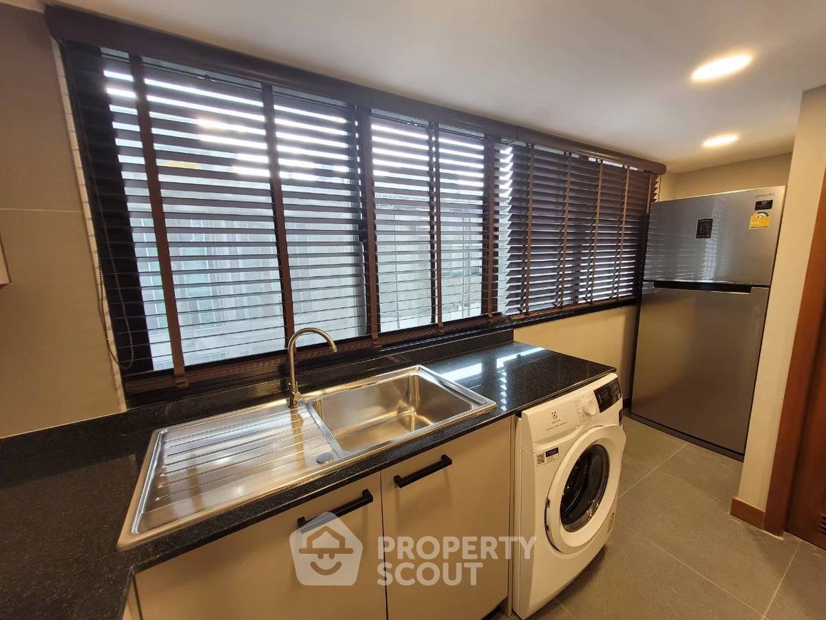 รูป คอนโด 2-ห้องนอน ที่ ยูไนเต็ด ทาวเวอร์ ใกล้ BTS ทองหล่อ (ID 2009616) - รูปที่ 7/28