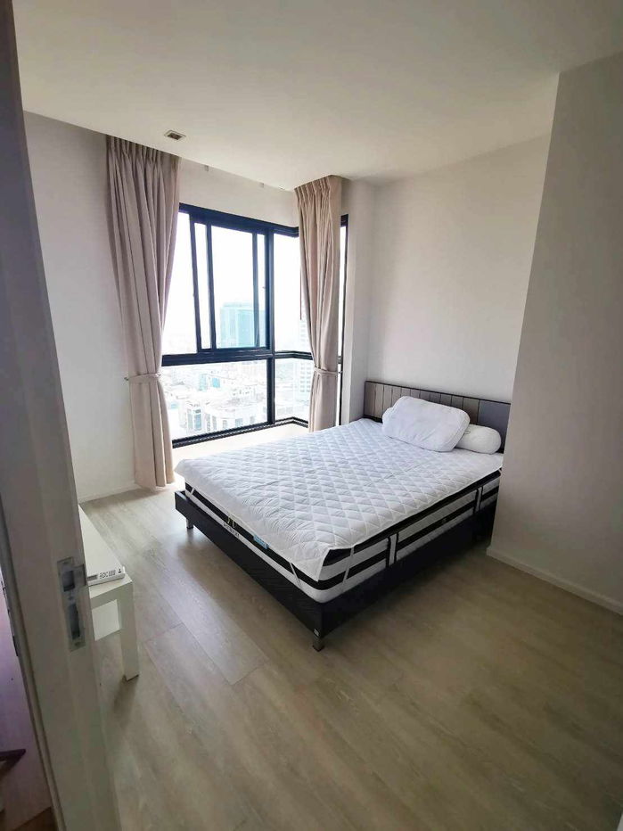 รูป ห้องมาใหม่🐲แอดไลน์ได้เลยครับ🐲✨✨🛋️🛌ดินแดง💥ควินน์ รัชดา 17🔴🟢🟡 - รูปที่ 1/9