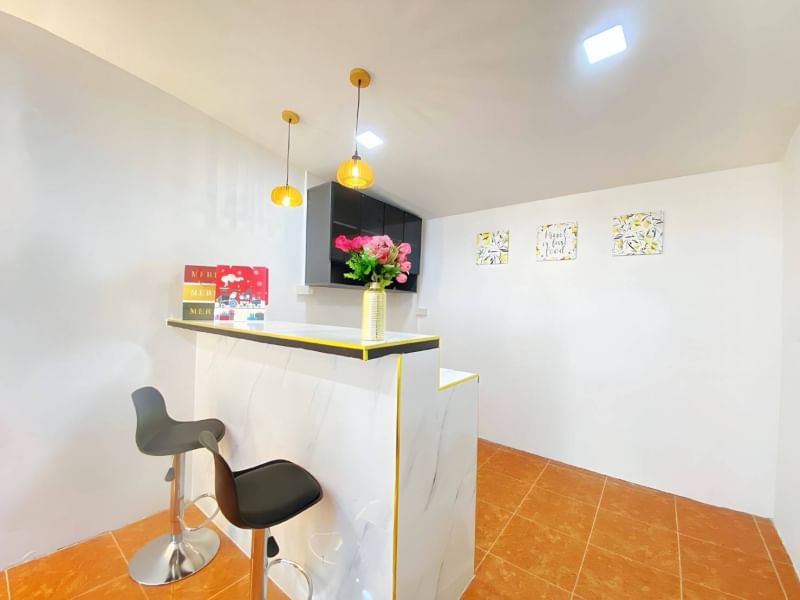 picture 2 Bedrooms Townhouse for Sale in East Pattaya - 3/5