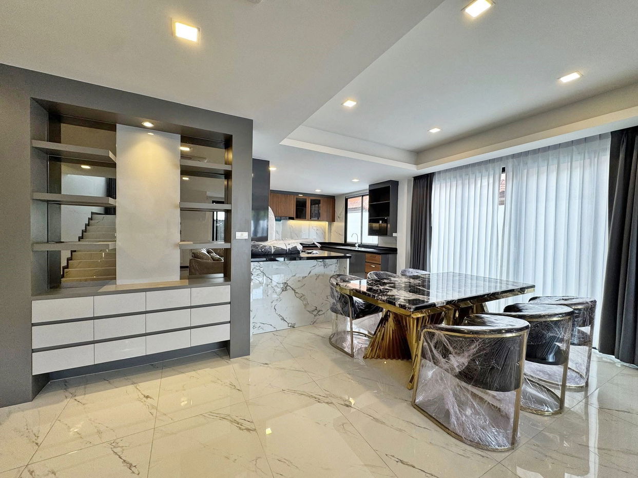 รูป ขายพูลวิลล่า 6 ห้องนอนในจอมเทียน - รูปที่ 3/23