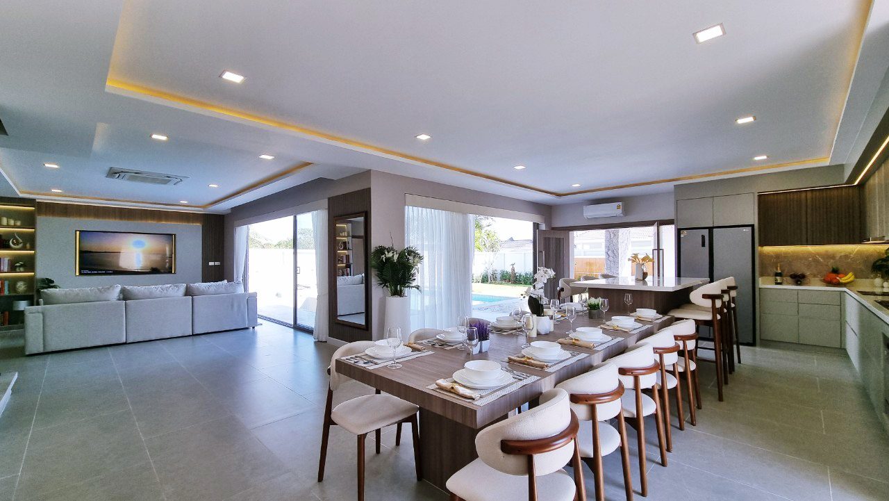 รูป ขายพูลวิลล่าหรูสไตล์โมเดิร์นในห้วยใหญ่ - รูปที่ 2/22