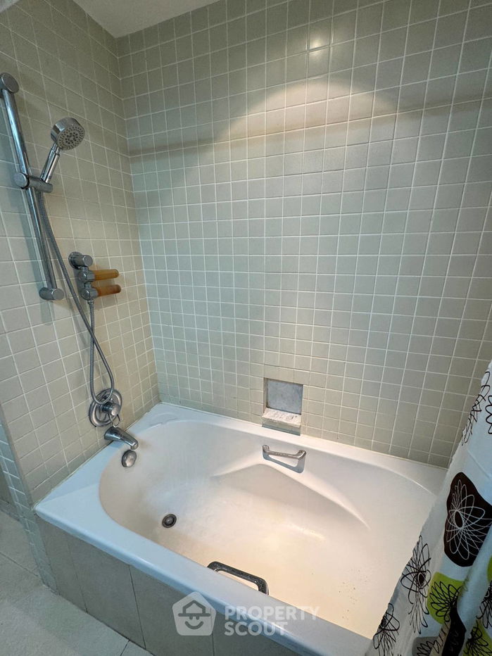 รูป คอนโด 2-ห้องนอน ที่ หลังสวน วิลล์ คอนโดมิเนียม ใกล้ BTS ราชดำริ (ID 2026089) - รูปที่ 11/31