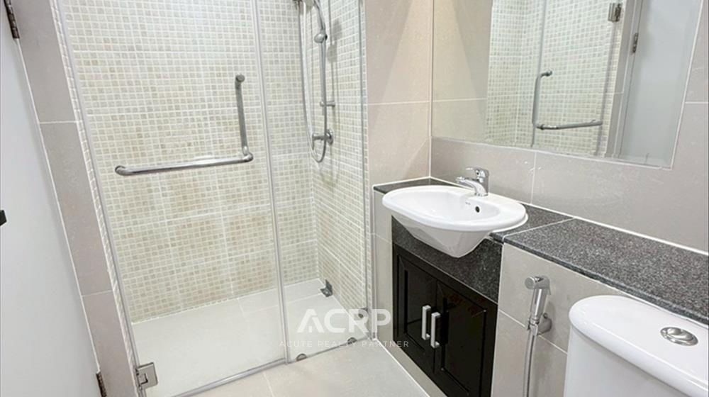 รูป ขายราคาพิเศษ คอนโด The Kris Ratchada 17 รหัส 00160331 - รูปที่ 10/11