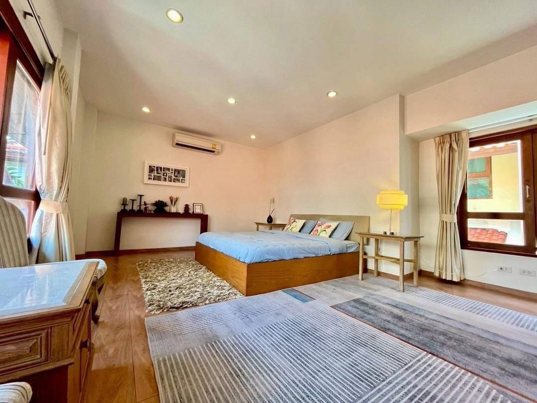 picture Thai-Bali Style Pool Villa for Sale – Thappraya - 10/15