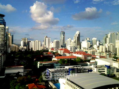 คอนโดให้เช่า : ห้องนอน 1 ห้อง ชั้น 17 Villa Asoke ใกล้ MRT เพชรบุรี 200 ม. (ID 730416)