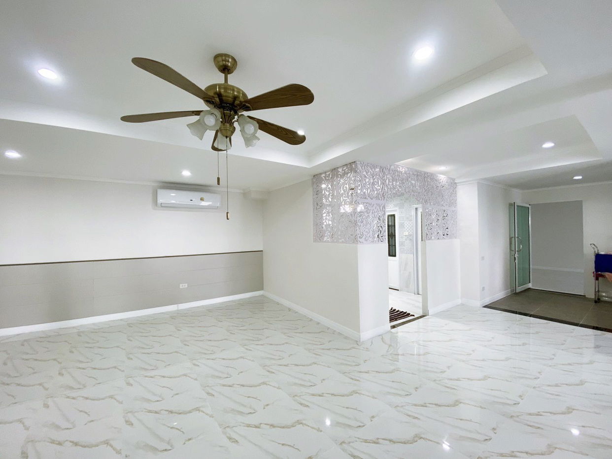 รูป ขายบ้าน 6 ห้องนอนในพัทยาใต้ - รูปที่ 4/17