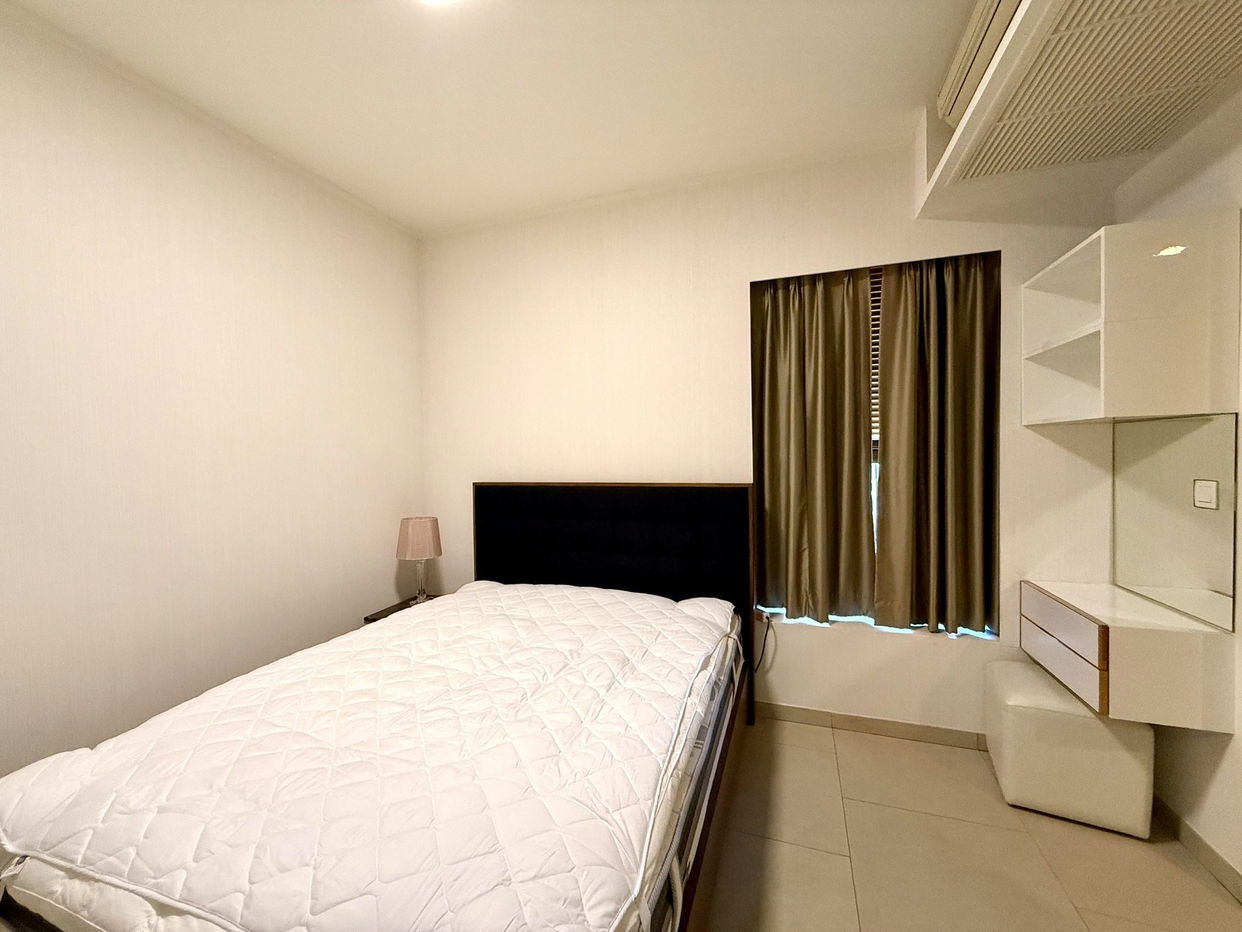 picture Zire Wongamat 2 Bedrooms for Sale - 8/10
