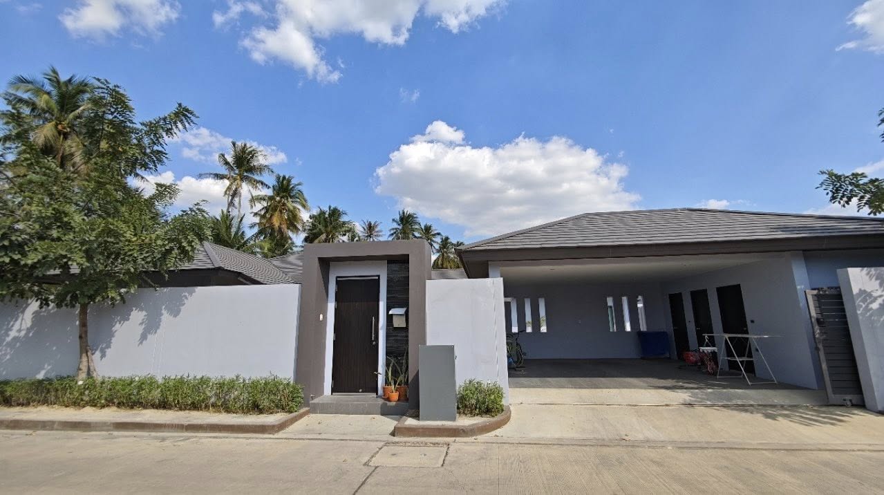 รูป ขายวิลล่าพร้อมสระว่ายน้ำส่วนตัวในห้วยใหญ่ พัทยา - รูปที่ 1/16