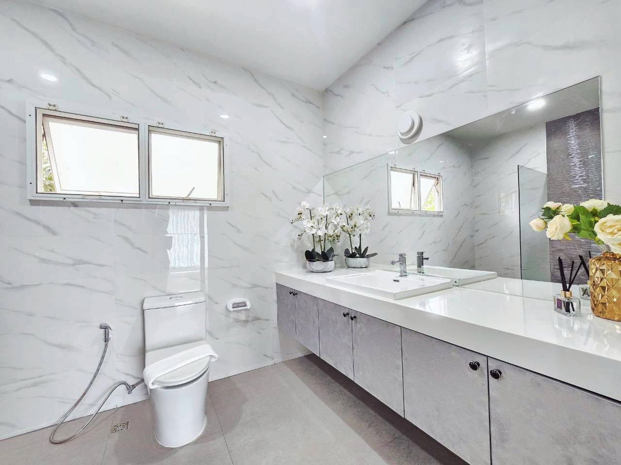 รูป ขายพูลวิลล่า 4 ห้องนอนกว้างขวางในซอยเขาน้อย - รูปที่ 17/17