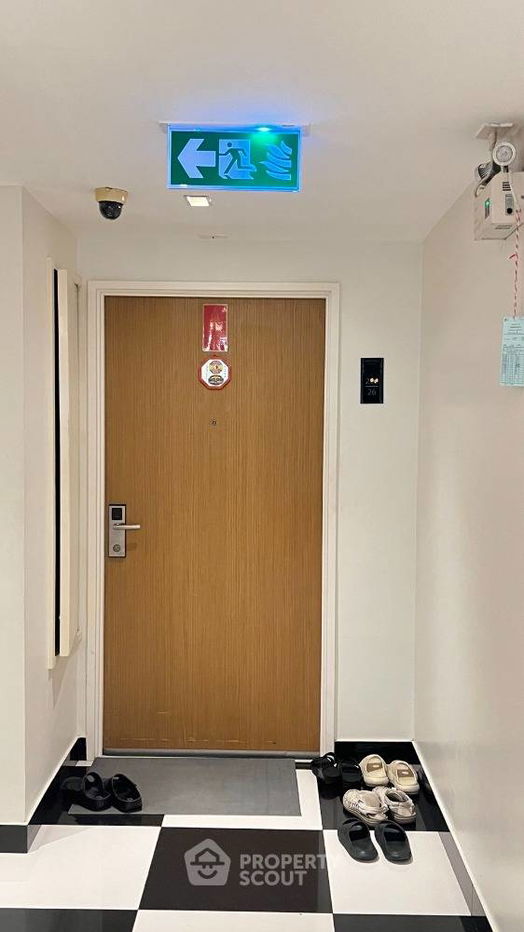 picture 3-BR Condo at Down Town 49 near BTS Phrom Phong (ID 1854382) - 10/12