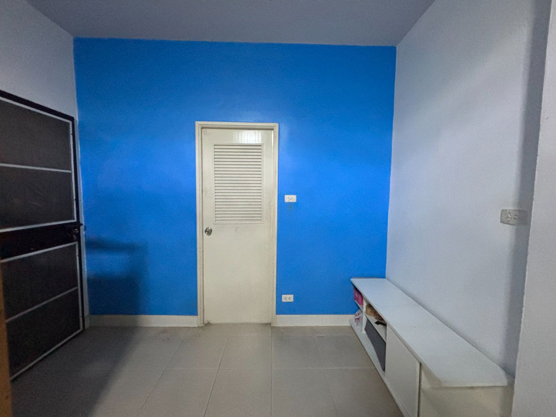 รูป ขายบ้านบุรีรมย์ เทพารักษ์ - สุวรรณภูมิ ใกล้ทางด่วนกาญจนาภิเษกบางนา-พระราม 2 บ้านแฝด(กำแพงไม่ติดกัน) - รูปที่ 4/10