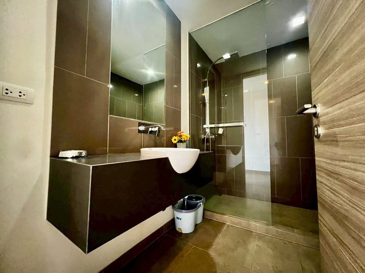 picture Zire Wongamat Condo for Sale – Luxury Beachfront Living - 13/15