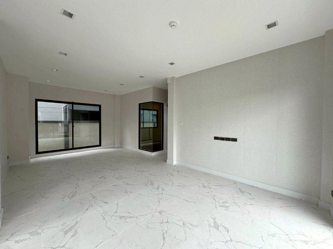 รูป ขาย บ้านเดี่ยว Venue ID Petchkasem 81 บ้านเดี่ยวหลังใหญ่ สไตล์โมเดิร์นจาก SC Asset - รูปที่ 13/15