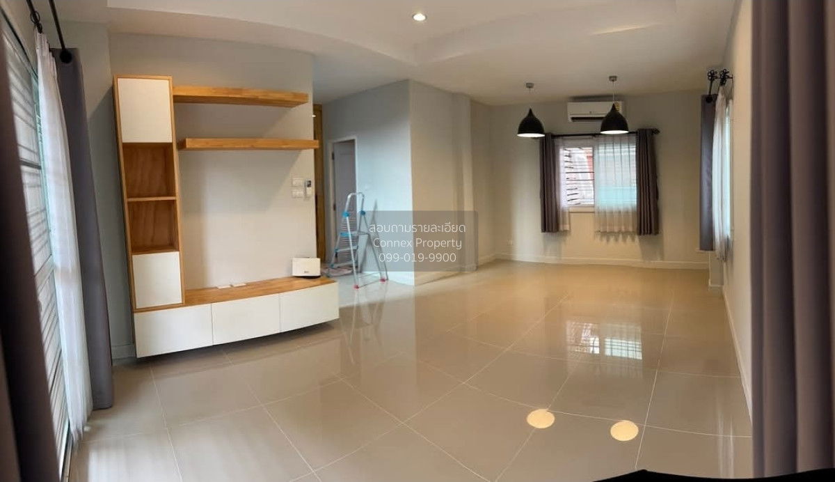 รูป ขายบ้าน  จิรกานต์ 2 ห้องมุม หน้ากว้าง รีโนเวทใหม่ ไทรน้อย ไทรน้อย นนทบุรี CX-138665 ✅ ทักไลน์ @connexproperty ตอบทันที ทีมงานมืออาชีพ ✅ - รูปที่ 3/12