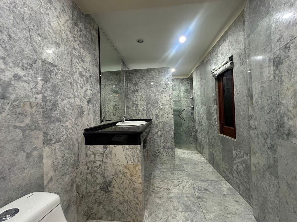 รูป วิลล่าสระว่ายน้ำ 7 ห้องนอนให้เช่า – ทัพพระยา - รูปที่ 11/13