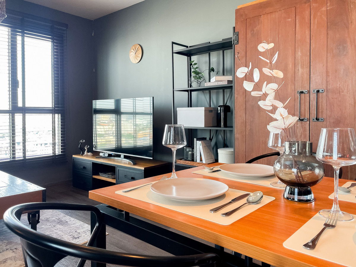 picture BTS On Nut 1 km. Free shuttle bus Price 42,000 Baht Condo The Base Park East ( Rental ) - 12/20