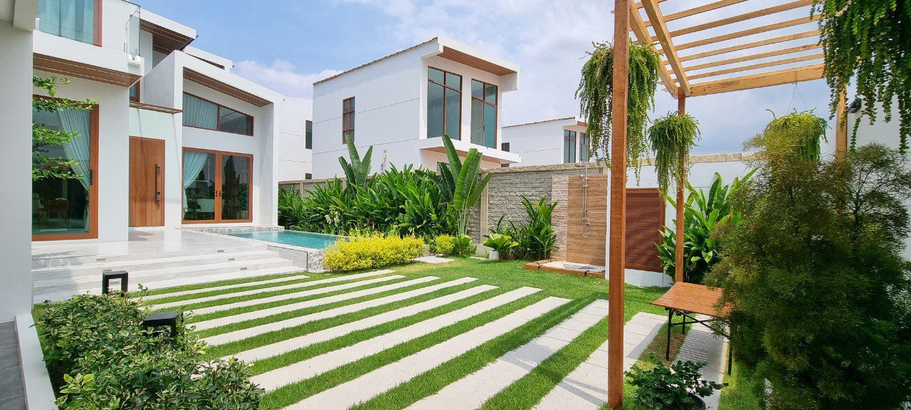 picture 5 Bedrooms Pool Villa in Pong for Sale - 1/24