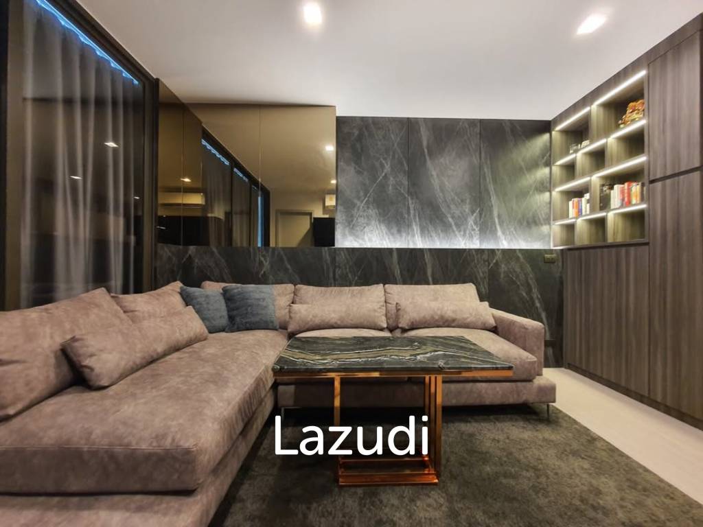 picture Luxury High-Rise Condo in Bang Chak, Bangkok - 3/16