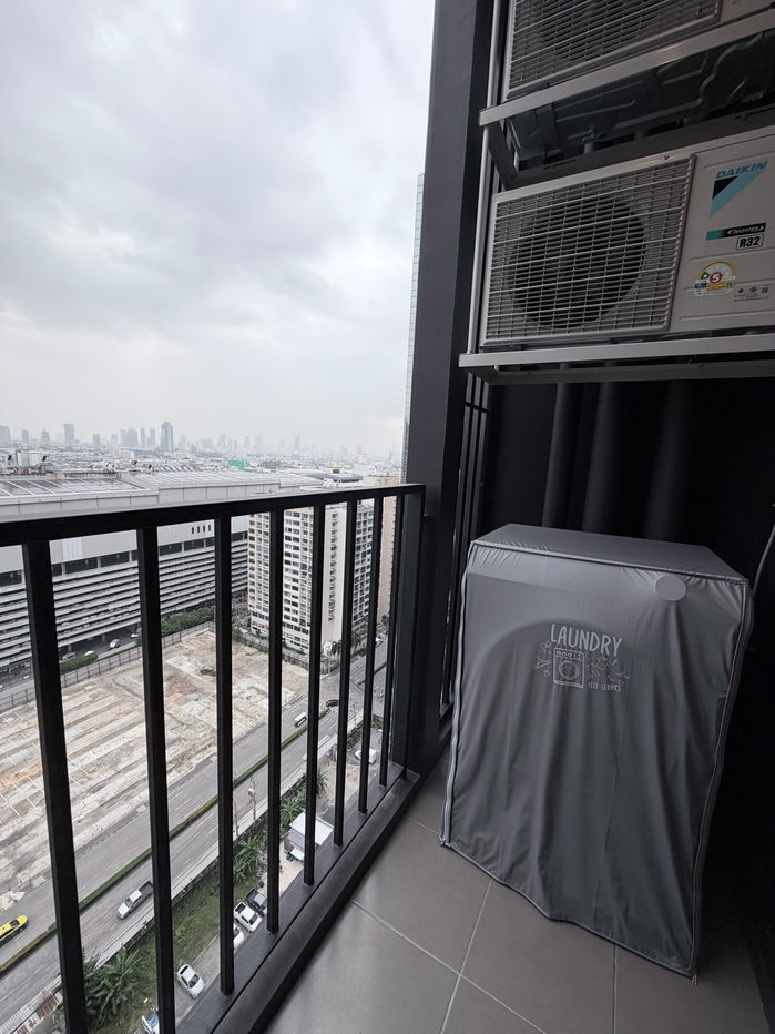 picture For Rent " 𝐍𝐮𝐞 𝐃𝐢𝐬𝐭𝐫𝐢𝐜𝐭 𝐑𝟗 " 1 Bedroom 1 Bathroom , Size 26 Sq.m. Near : GTower , MRT-Rama9 - 10/19