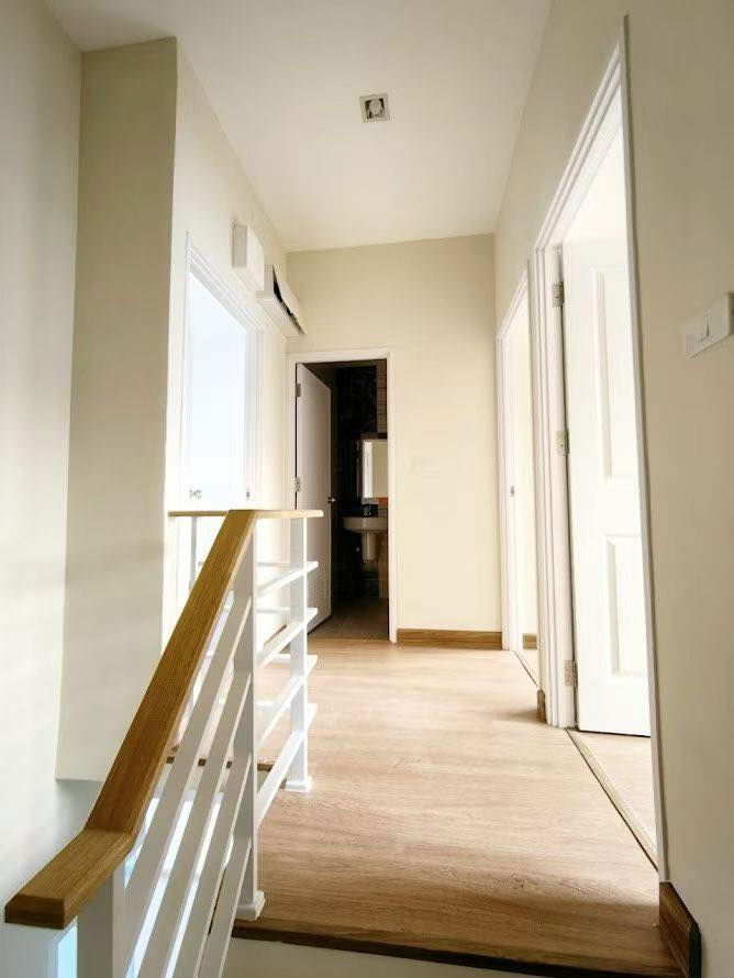 รูป ทาวน์เฮาส์ 4 ห้องนอนสำหรับขายในเขาตาโล - รูปที่ 4/10