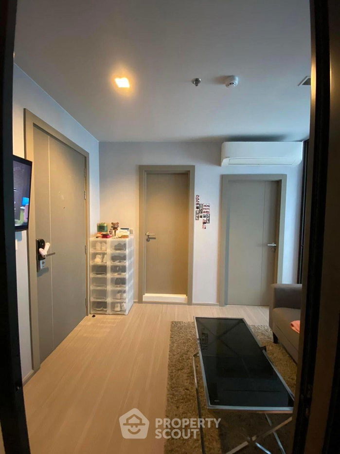picture 1-BR Condo at Life Asoke - Rama 9 near MRT Phra Ram 9 (ID 1812848) - 2/7