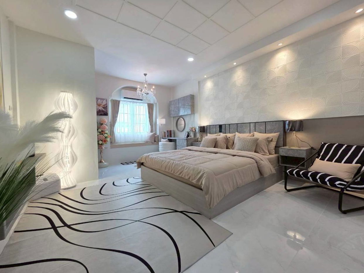 รูป ขายทาวน์เฮ้าส์ตกแต่งสวย 3 ห้องนอน ในโรงโป๊ะ พัทยา - รูปที่ 9/17