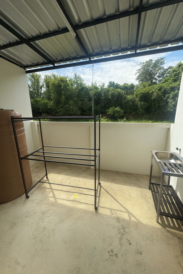 รูป ให้เช่าทาวน์โฮมสองชั้น  2 ห้องนอน 2 ห้องน้ำ 1 ห้องรับแขก 1 ห้องครัว   1  ที่จอดรถ - รูปที่ 7/14