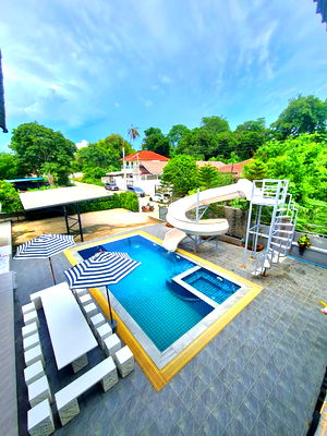 บ้านเดี่ยว หาดบางเสร่ : ขายพูลวิลล่า 8 ห้องนอน บางเสร่