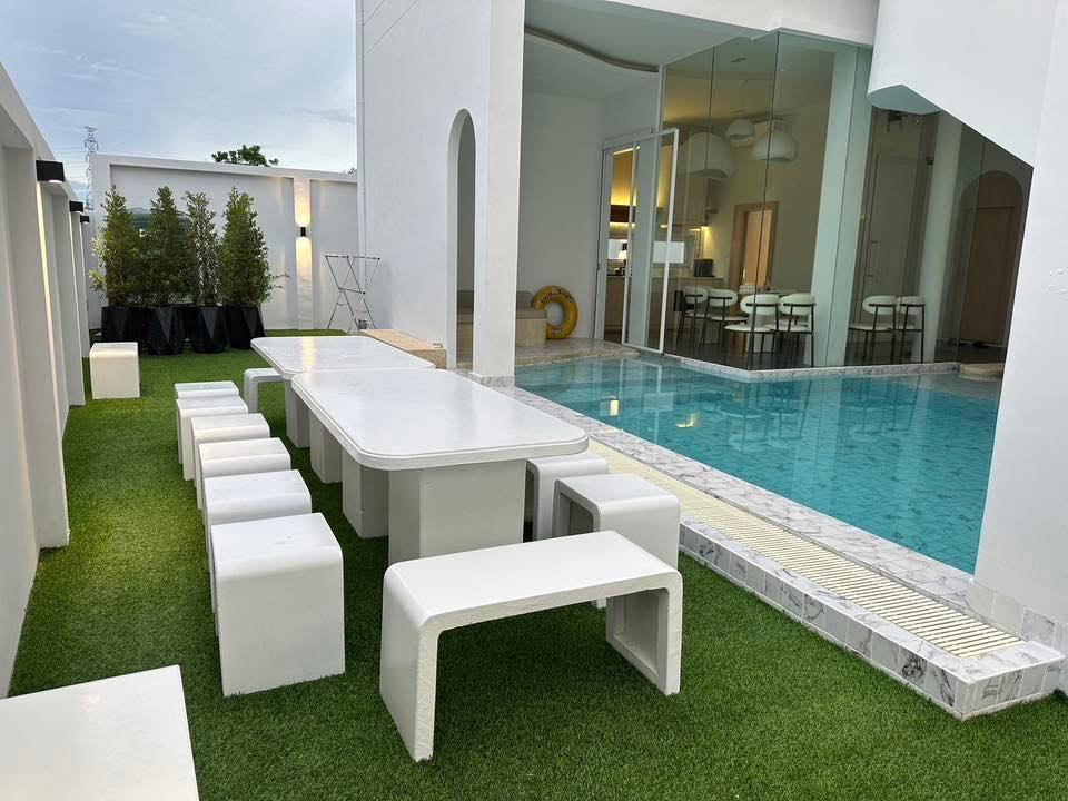 รูป วิลล่าหรู 4 ห้องนอนพร้อมสระว่ายน้ำให้เช่าในเขามะกอก พัทยาตะวันออก - รูปที่ 6/6