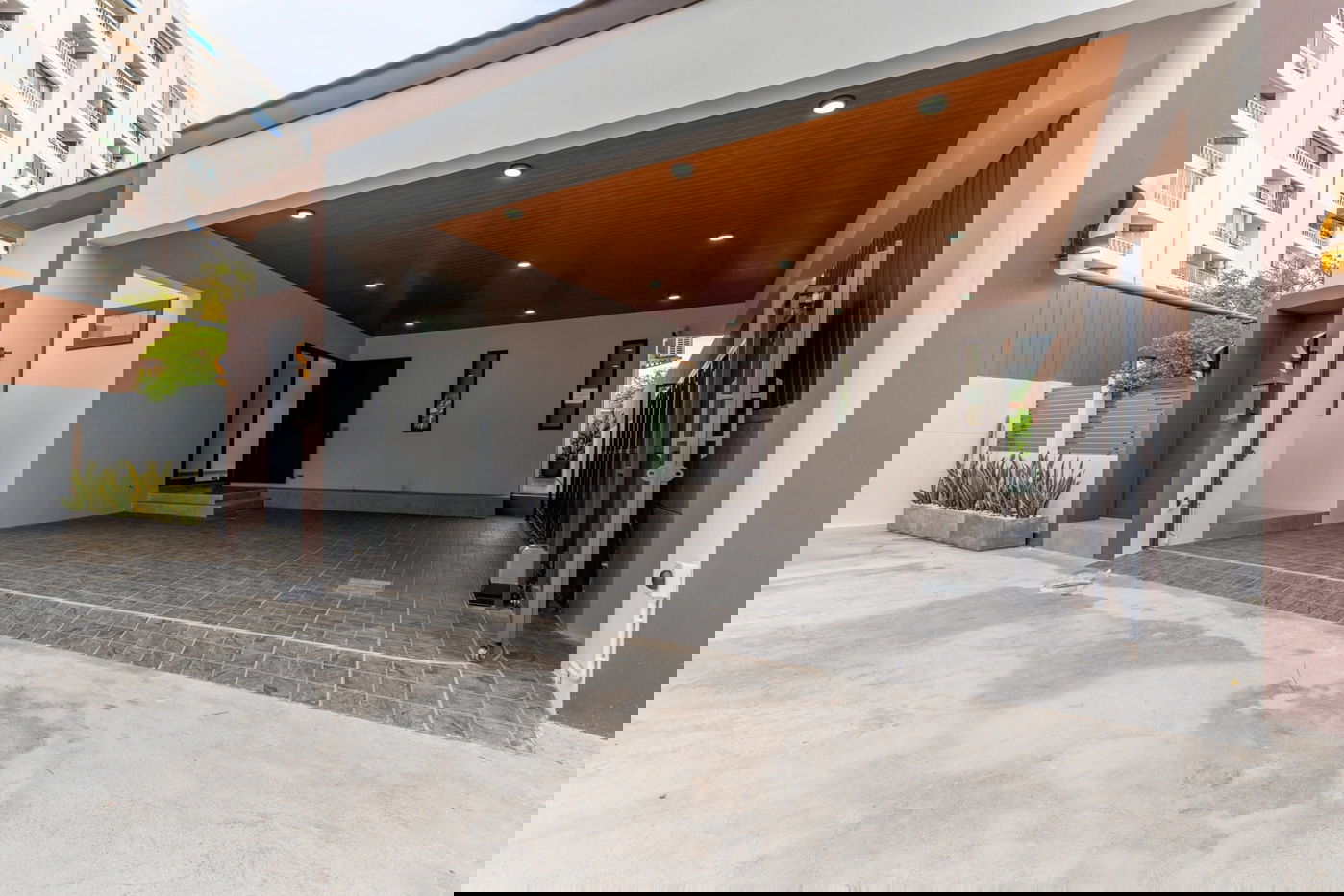 รูป บ้านเดี่ยวสุดหรูพร้อมสระว่ายน้ำส่วนตัวในพัทยา - รูปที่ 1/9