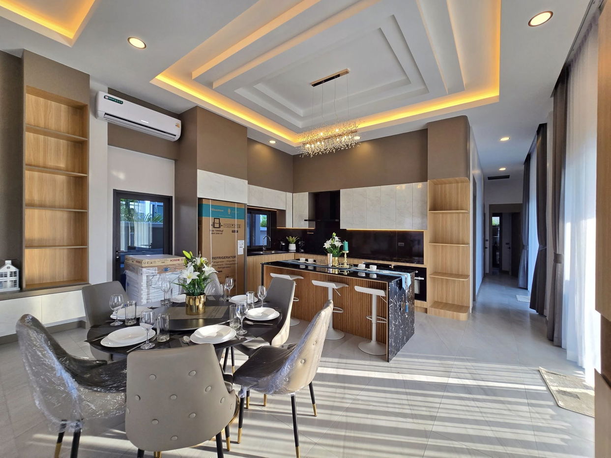 picture 3 Bedrooms Pool Villa in Mabprachan for Sale - 7/21