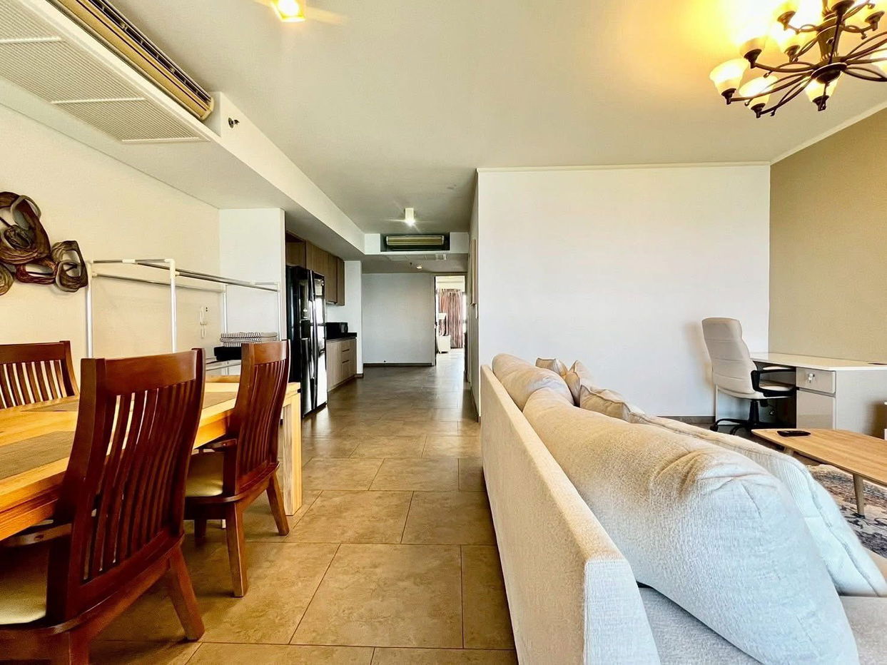 picture Zire Wongamat Condo for Sale – Luxury Beachfront Living - 5/15