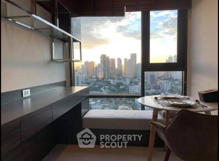 รูป คอนโด 1-ห้องนอน ที่ ริทึ่ม สุขุมวิท 36-38 ใกล้ BTS ทองหล่อ (ID 375252) - รูปที่ 1/8