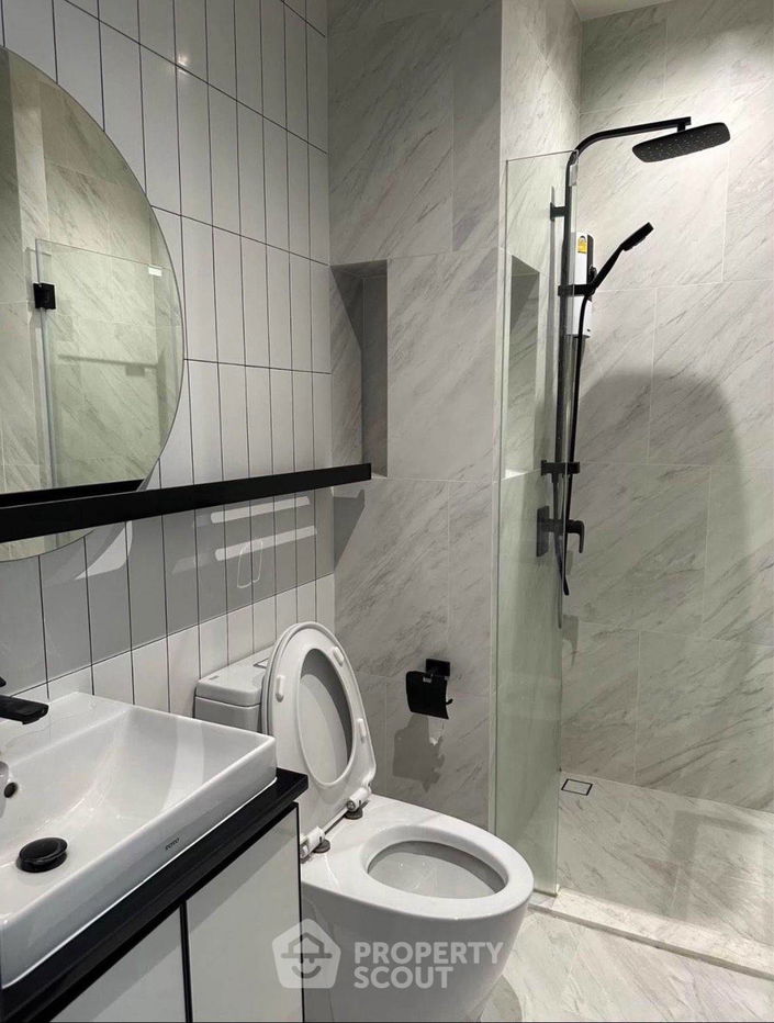 picture Studio Condo at Chapter Charoennakhorn - Riverside near BTS Krung Thon Buri (ID 2463110) - 5/5