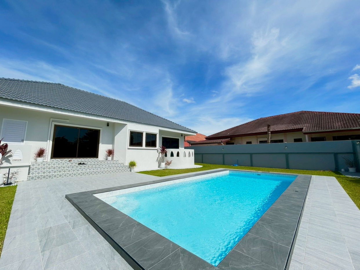 picture 3 Bedrooms Pool Villa for Sale in Bangsaray - 4/14
