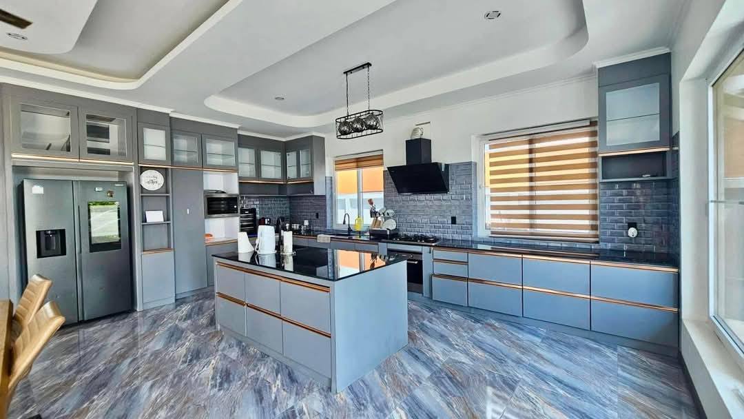 picture Modern 2-Storey House in East Pattaya for Sale - 4/12