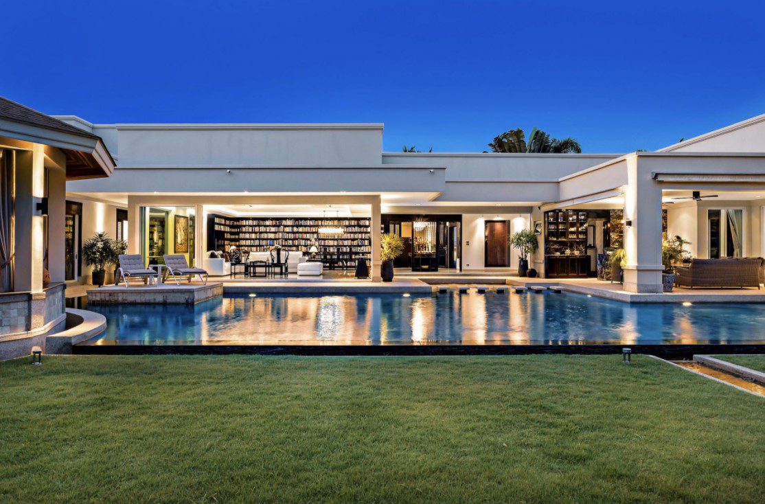 รูป ขายพูลวิลล่า 8 ห้องนอนในมาบประชัน - รูปที่ 2/18