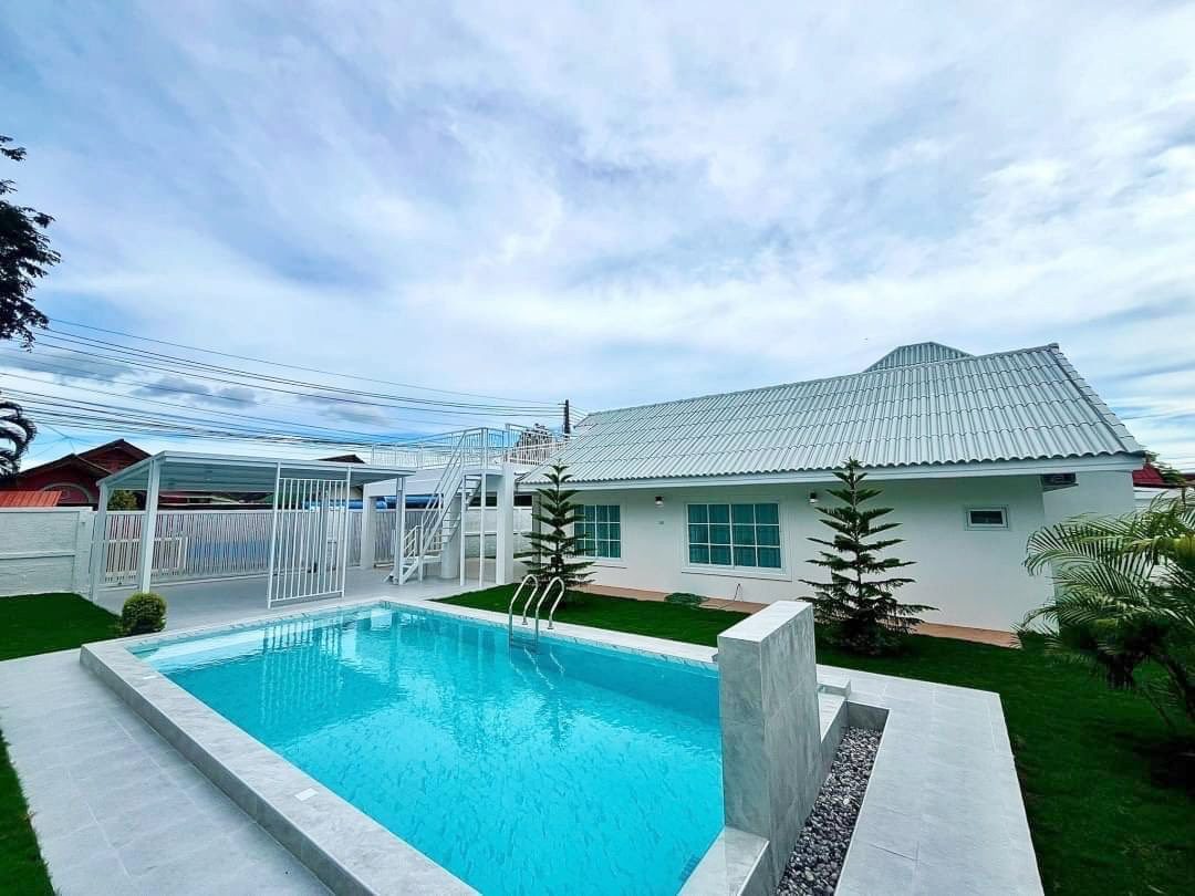 รูป East Pattaya 3 Bedrooms House for Sale - รูปที่ 1/12