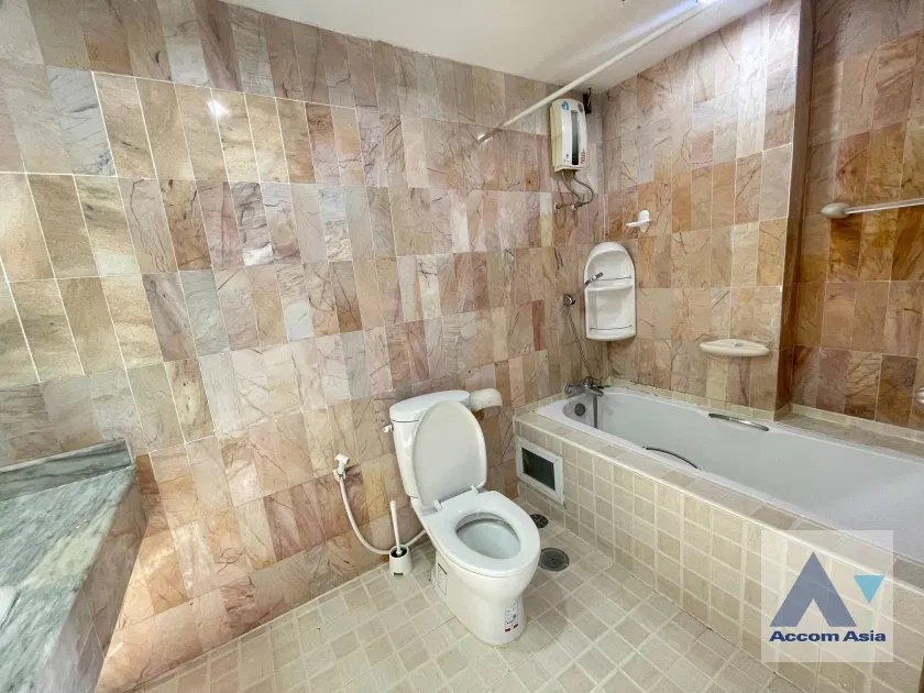 picture 🔼🔽 AccomA 📩 Pet friendly 3 BR Condominium @Fifty Fifth Tower (AA43975) - 18/19