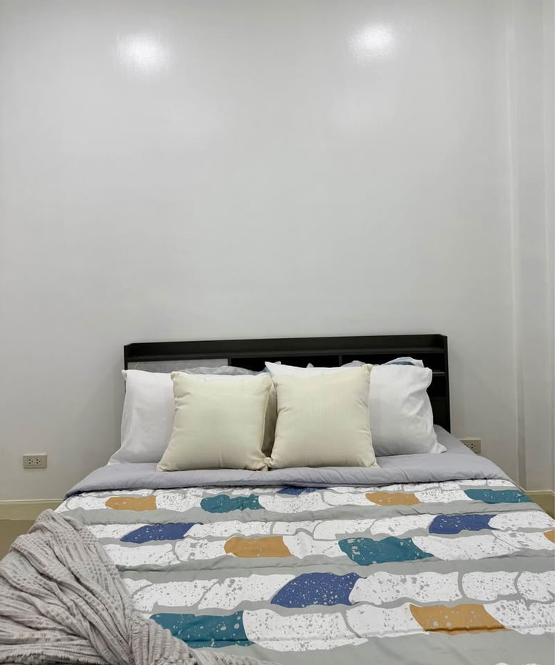 รูป ขายทาวน์เฮ้าส์ ซอยเนินพลับหวาน พร้อมเฟอร์นิเจอร์ครบชุด - รูปที่ 10/20