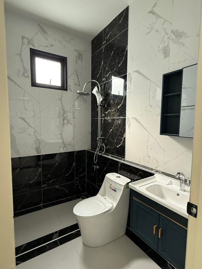 picture Twin House for Sale – Mabprachan Reservoir - 8/9