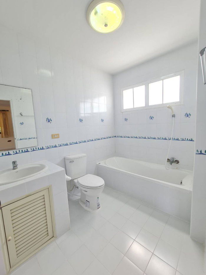 รูป ขายบ้าน 4 ห้องนอน ในบางเสร่ - รูปที่ 13/16