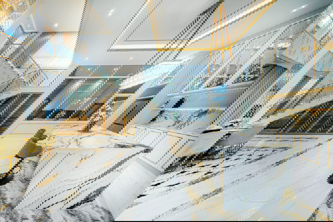 picture 7 Beds Luxury Pool Villa in Na Jomtien for Sale - 6/23