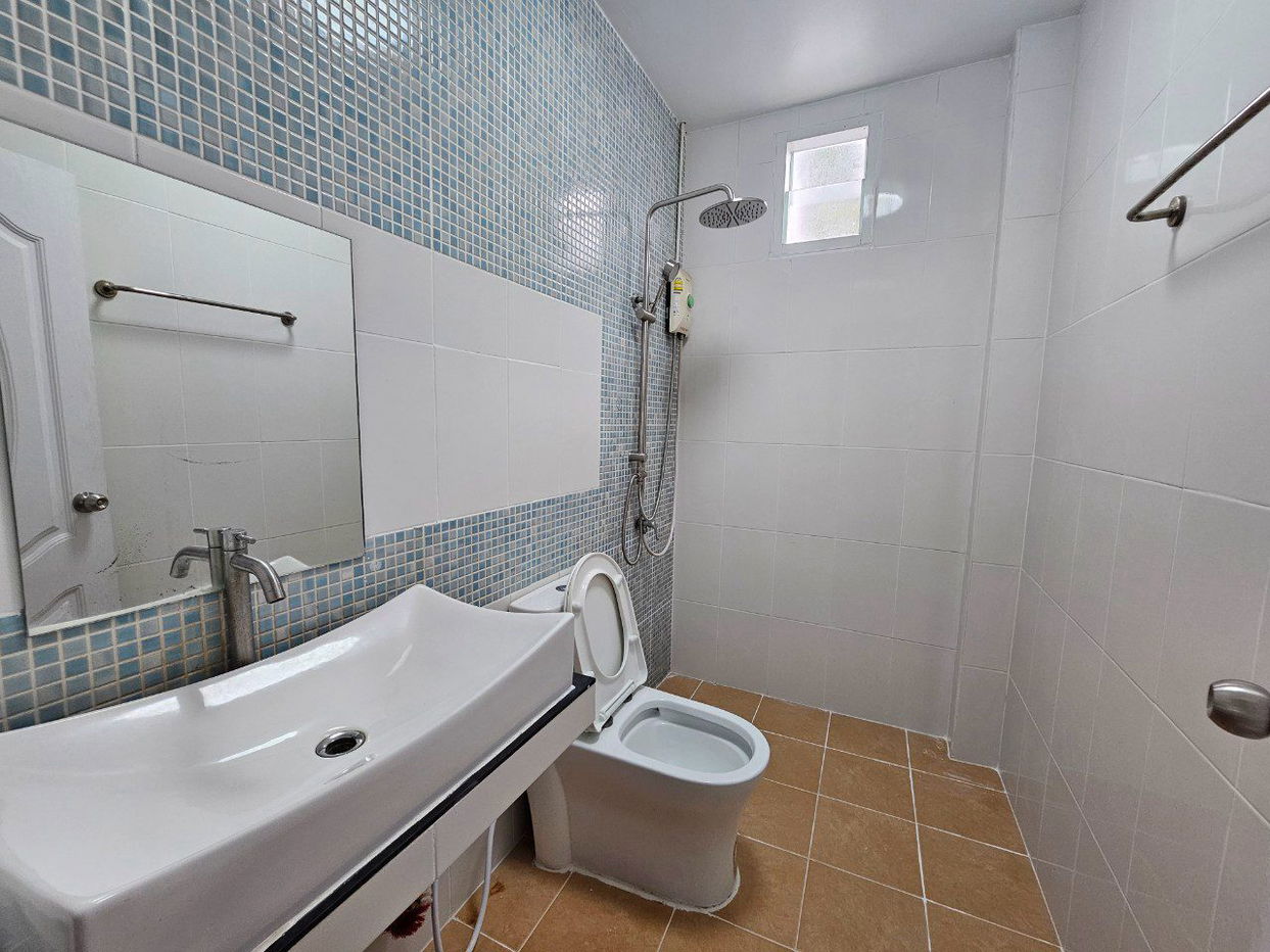 รูป ทาวน์เฮ้าส์ 3 ห้องนอนให้เช่าในพัทยาตะวันออก - รูปที่ 15/18