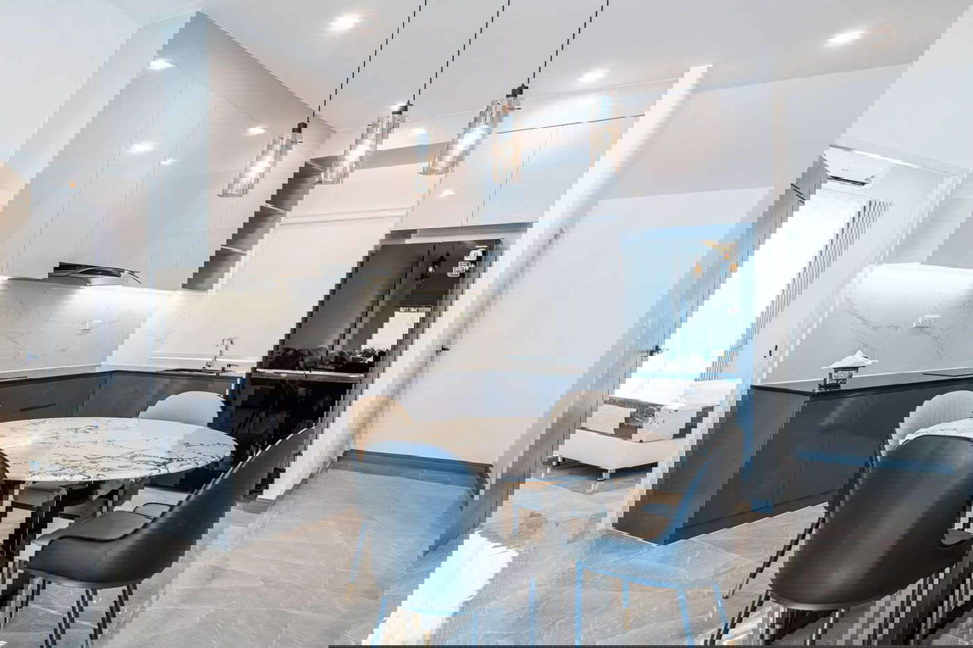 รูป Luxury 5-Bedroom Pool Villa for Sale in Jomtien - รูปที่ 7/15