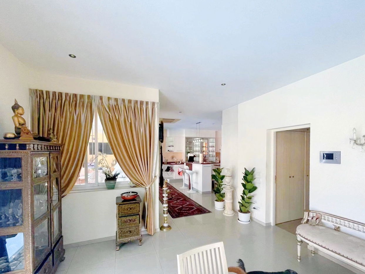 picture Luxury Pool Villa for Rent Thung Klom–Tan Man - 13/23